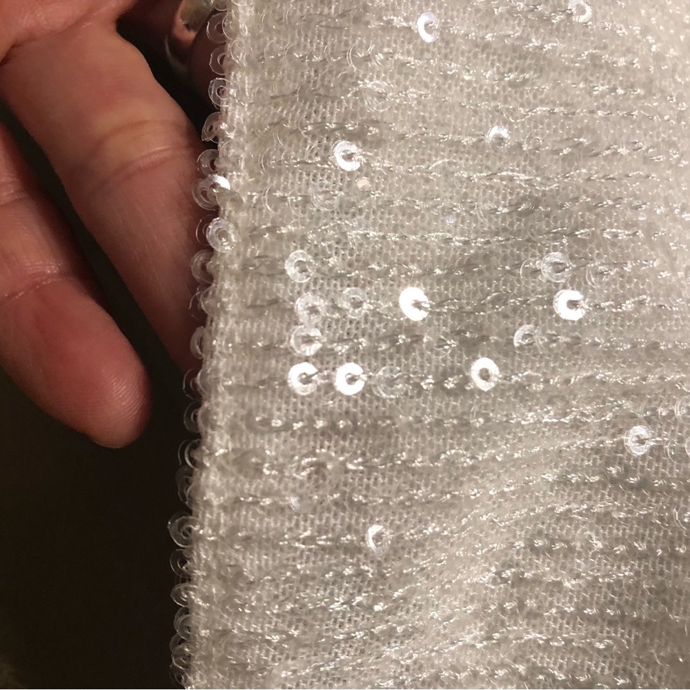 Sachin & Babi ivory sequined 3/4 sleeve top. - Picture 8 of 10